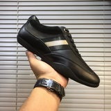 Официальный сайт «BALLY» представляет классическую модель в масштабе 1：1, синхро