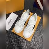 BALLY  Первый слой кожи бычка, приглашаем сравнить с микрофиброй. Официальный са