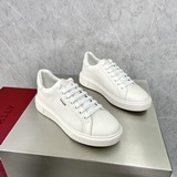 Мужские туфли Bally, появившиеся в продаже раньше, чем в специализированных мага