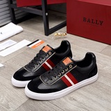 【BALLY】 Официальный сайт BALLY представляет осеннюю коллекцию, представленную на