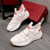 Торговая марка товара： BALLY «Bally» Показатели размера обуви для отдыха? 38-44 