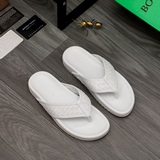 Торговая марка товара： BV «Bottega Veneta» Тапочки Размер?  38-44 Материал товар