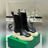 Классическая модель Bottega Venet, долгое время в продаже, версия высшего качест