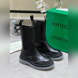 Классическая модель Bottega Venet, долгое время в продаже, версия высшего качест
