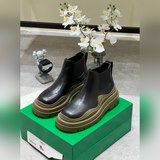 Классическая модель Bottega Venet, долгое время в продаже, версия высшего качест