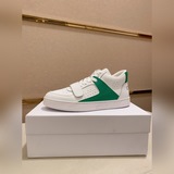 Новые осенне-зимние кроссовки Celine в белом цвете с яркими вставками. Простые, 