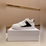Новые осенне-зимние кроссовки Celine в белом цвете с яркими вставками. Простые, 