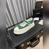 Новая коллекция модной женской обуви Chanel весна 2023 года — это универсальные 