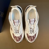 Dior 2023 новинка — низкие кроссовки для повседневной носки, изготовленные из им