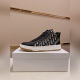 【Dior】 Новая модель мужских кроссовок в стиле кэжуал, новый дизайн весны-лета, о