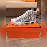 【Dior】 Новая модель спортивных туфель для пар в стиле кэжуал, новый дизайн весны