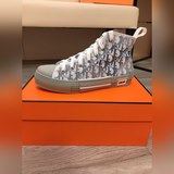 【Dior】 Новая модель спортивных туфель для пар в стиле кэжуал, новый дизайн весны