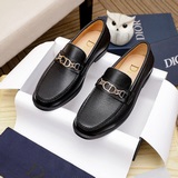 【Dior】 Dior, Гонконг, выпустил новую линию мужской обуви для повседневной носки.
