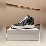 【Dior】 Новая модель мужских кроссовок в стиле кэжуал, новый дизайн весны-лета, о