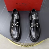 Бренд： Ferragamo Размер： 38-44 (45 по заказу) Качество：