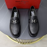 Бренд： Ferragamo Размер： 38-44 (45 по заказу) Качество：