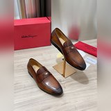 (Высокое качество) Новая модель мужских туфель с закрытым носком от Ferragamo, о