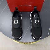 Бренд： Ferragamo Размер： 38-44 (45 по заказу) Качество： новое.