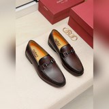 【Ferragamo】 . Официальный сайт классических мужских кожаных туфель, приобретены 