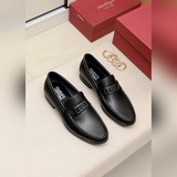 【Ferragamo】 . Официальный сайт классических мужских кожаных туфель, приобретены 