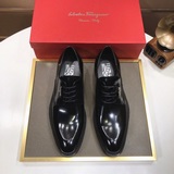 【Ferragamo】 Новые кожаные деловые туфли появились на официальном сайте. Итальянс