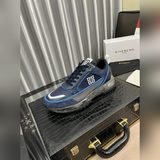 Новая модель ультрамодных и стильных мужских кроссовок Givenchy с ламинированным
