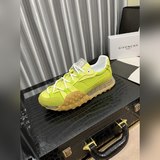 Новая модель модных кроссовок Givenchy для мужчин с ламинированным верхом и лого