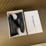 Бренд： Givenchy (Живанши) Класс： официальный сайт 1?1, аналогичный качеству и ма