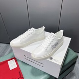 Бренд： GIVENCHY Размер： 38-44 Класс： Официальный сайт 1?1 Тщательная работа.