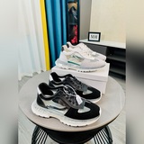 «GIVENCHY» · Givenchy · Высококачественная версия, одновременный выпуск в магази