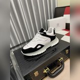 GIVENCHY Givenchy 2023 весна, новые модели, модные и удобные кроссовки, которые 