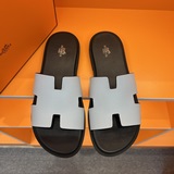 Высококачественные мужские весенне-летние тапочки Hermes, представленные в магаз