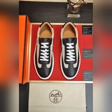【Hermes】 (кожаная подкладка) Популярная модель мужской обуви из фирменного магаз