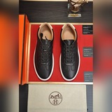 【Hermès】 (кожаная подкладка) Популярная модель мужской обуви из фирменного магаз