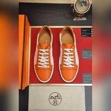【Hermes】 (кожаная подкладка) Популярная модель мужской обуви из фирменного магаз