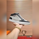 【Hermès】 (кожаная подкладка) Популярная модель мужской обуви из фирменного магаз