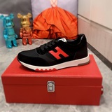 «Hermès» — новейшая модель модных кожаных туфель, роскошный бренд высшего качест