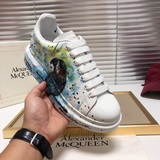 Эксклюзивная модная одежда в наличии 【AIexanderMcQUEEN】 McQueen - новая модель, 