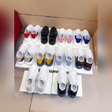 Новейшие модели на официальном сайте 【ALEXANDER MCQUEEN】 Новая коллекция белых т