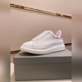 Пара (высокая версия) [McQueen] В 2020 году покорит весь мир, официально выпущен