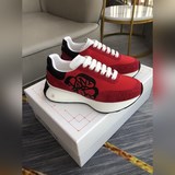 Новая версия Alexander McQUEEN, подлинная копия 1：1, высшего качества.