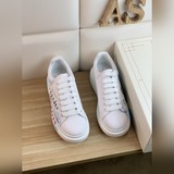 Alexander McQUEEN Высококачественная продукция, новые модели, эксклюзивный заказ