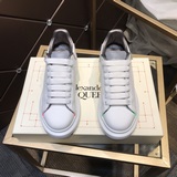 Новейшая модель светящихся туфель 2020 года от Alexander McQUEEN, высокая версия