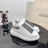 Версия высшего качества с бриллиантом на конце Alexander McQUEEN, новая модель @