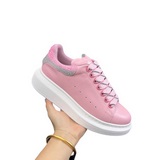 Новый чип Alexander McQUEEN с задним булавкой. Размер： женский 34-39, мужской 3.