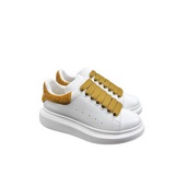 Новый чип Alexander McQUEEN с задним булавкой. Размер： женский 34-39, мужской 3.