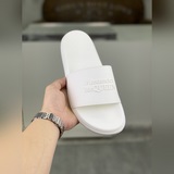 Новые тапочки для пар от McQueen.MQ уже в продаже. Оригинальная подошва, легкие 