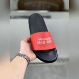 Новые тапочки для пар от McQueen.MQ уже в продаже. Оригинальная подошва, легкие 