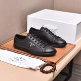 Торговая марка товара?  Оригинальные кроссовки Prada. Размер?  38-44.