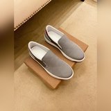 Новейшая модель Prada, изготовленная из импортного лайка с электрической вышивко